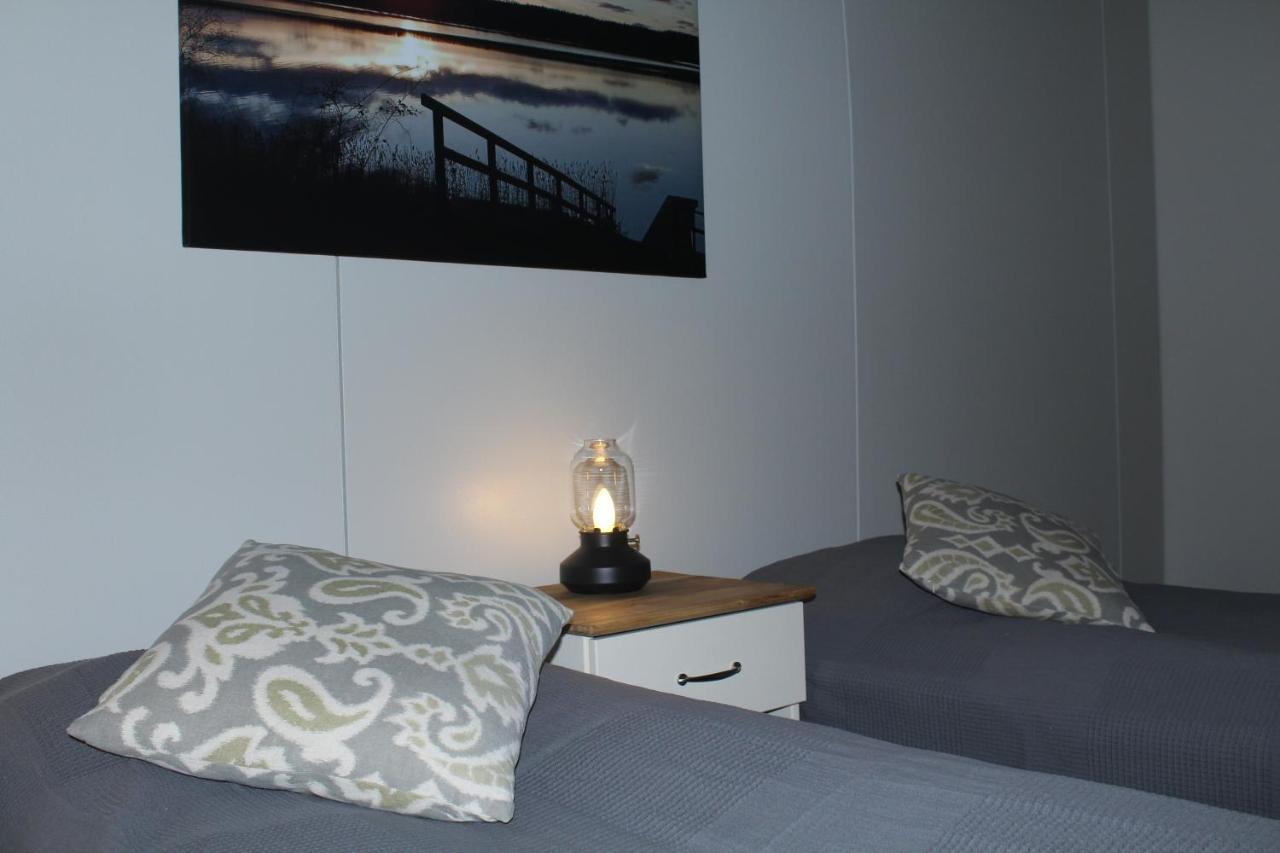 Labbnaes Semesterhem, Radhuset เคมิออนซารี ภายนอก รูปภาพ