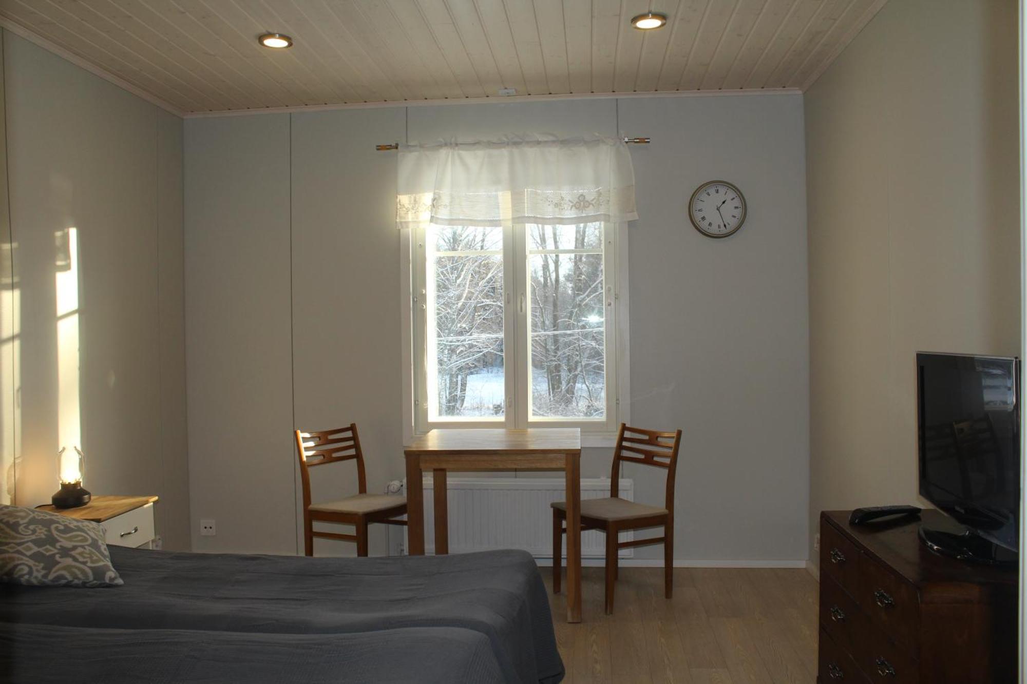 Labbnaes Semesterhem, Radhuset เคมิออนซารี ภายนอก รูปภาพ