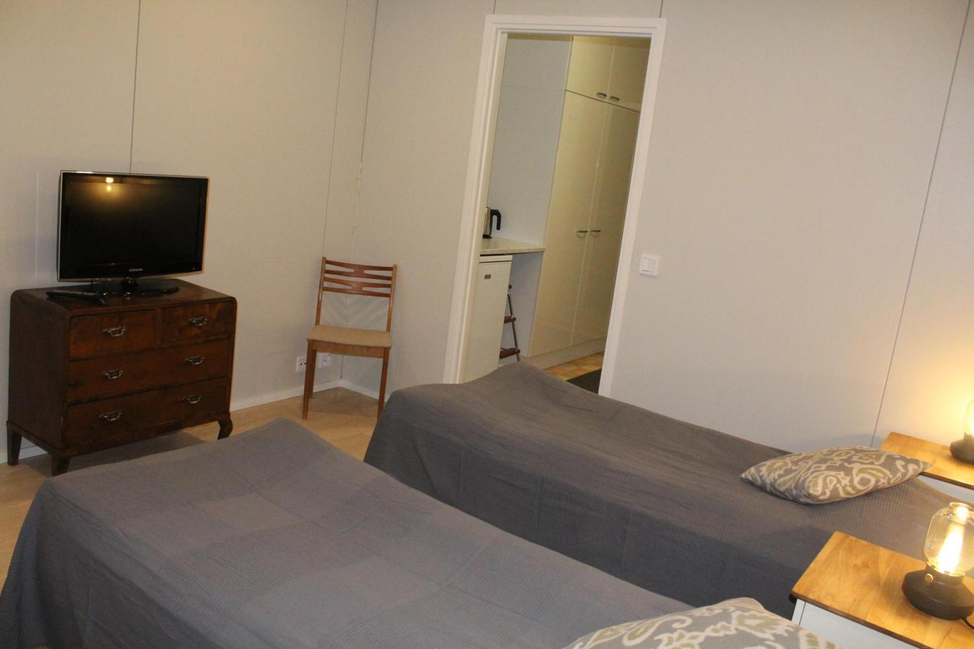 Labbnaes Semesterhem, Radhuset เคมิออนซารี ภายนอก รูปภาพ