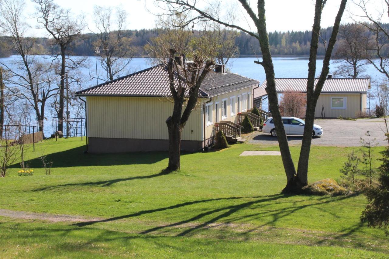 Labbnaes Semesterhem, Radhuset เคมิออนซารี ภายนอก รูปภาพ