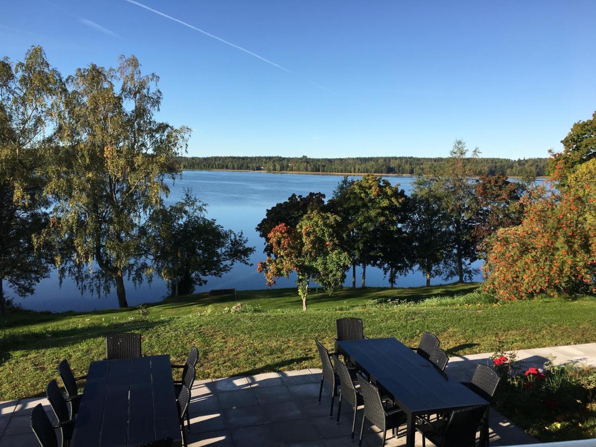 Labbnaes Semesterhem, Radhuset เคมิออนซารี ภายนอก รูปภาพ