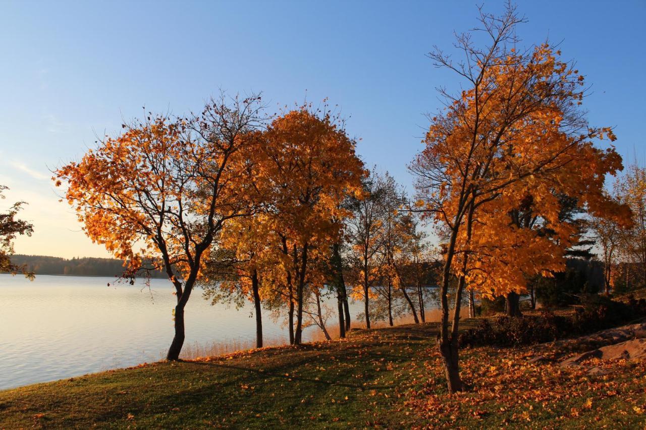 Labbnaes Semesterhem, Radhuset เคมิออนซารี ภายนอก รูปภาพ