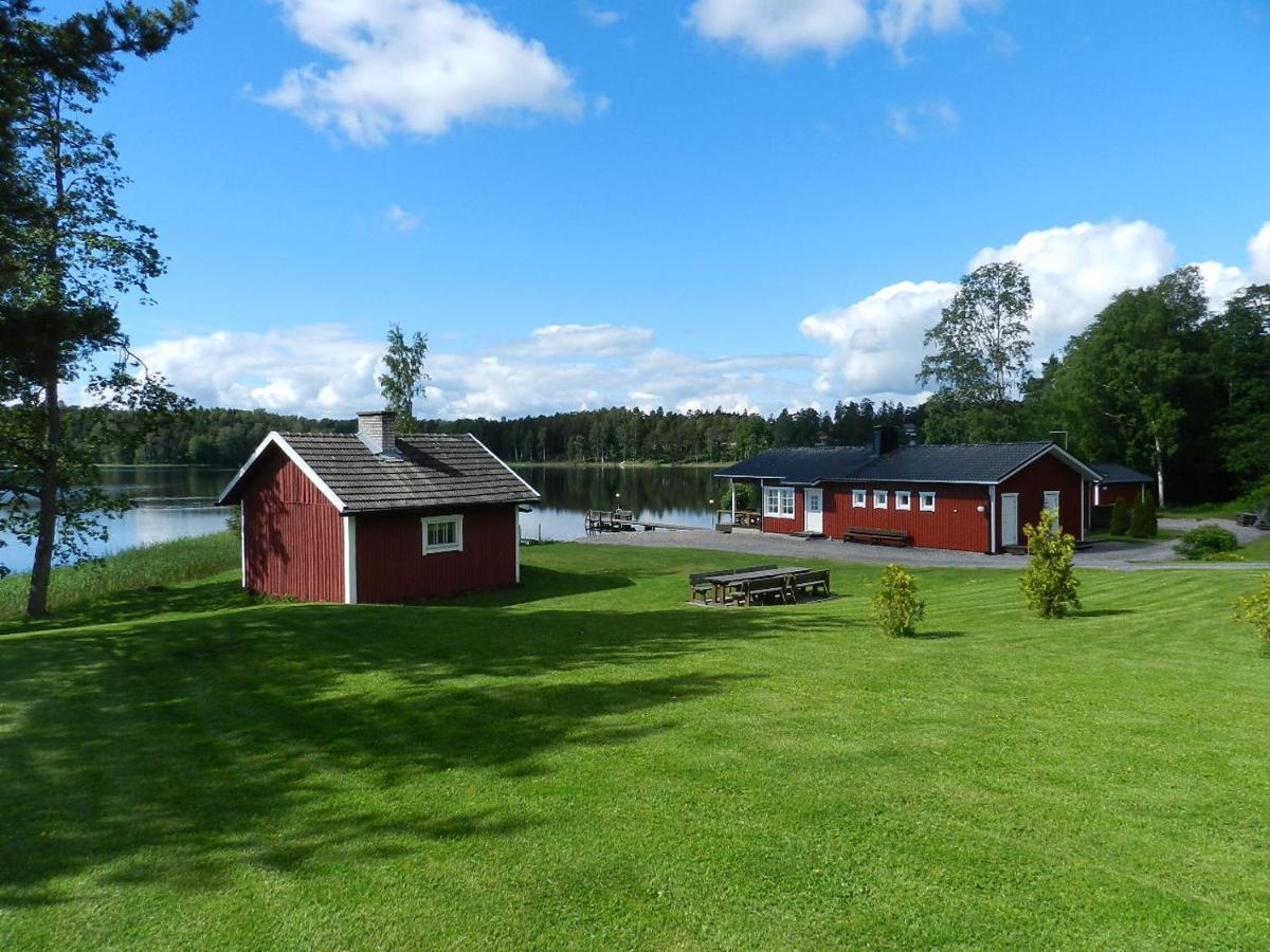 Labbnaes Semesterhem, Radhuset เคมิออนซารี ภายนอก รูปภาพ