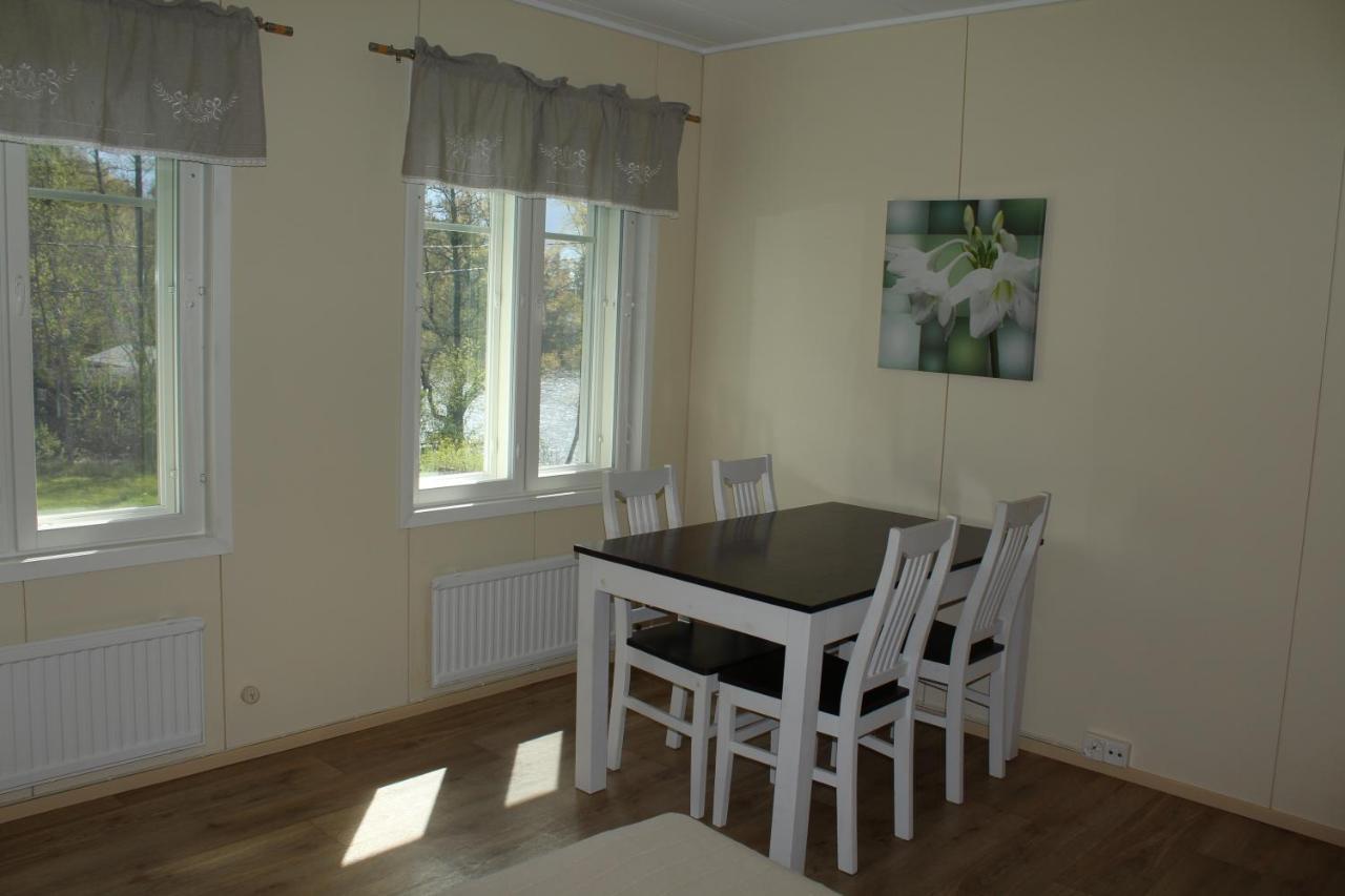 Labbnaes Semesterhem, Radhuset เคมิออนซารี ภายนอก รูปภาพ